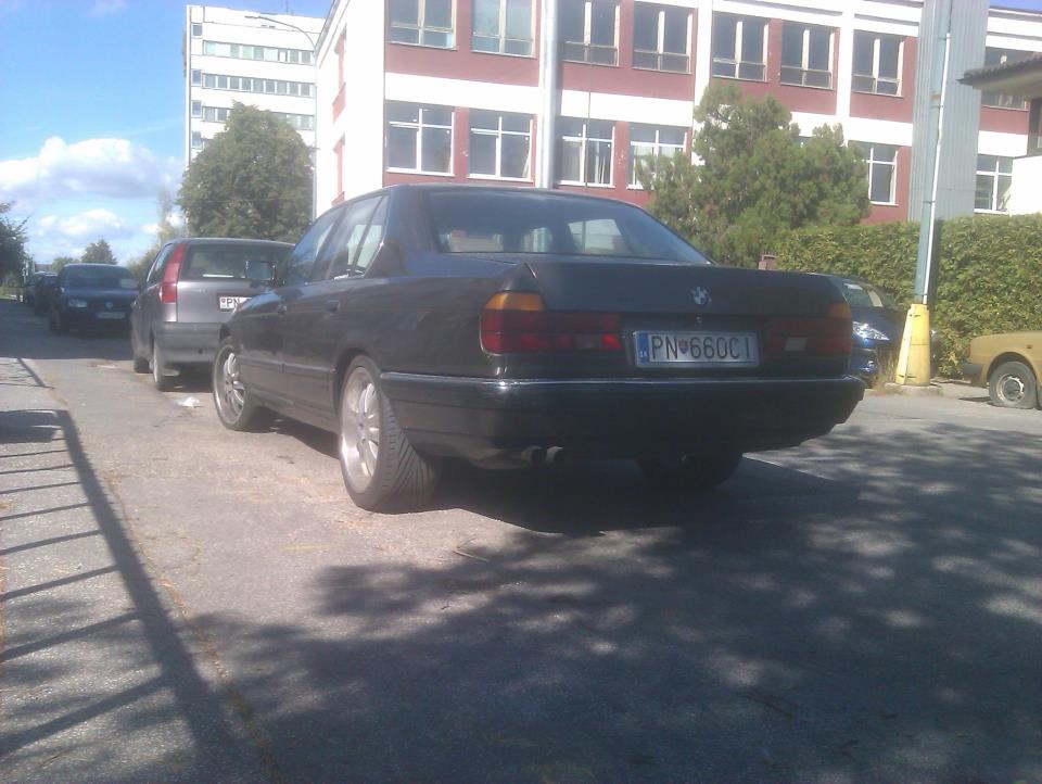 bmw2.jpg