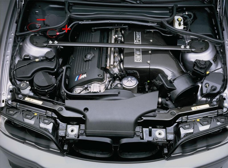 m3_csl_engine_bay.jpg