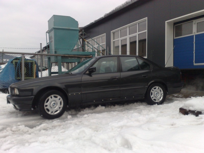 bmw 535i e34 side 2.jpg