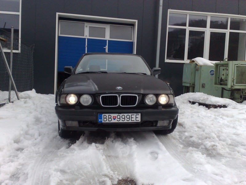 bmw 535i e34 front 2.jpg