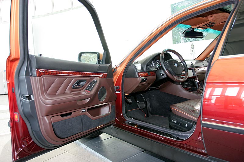 bmw750ill7individual6.jpg