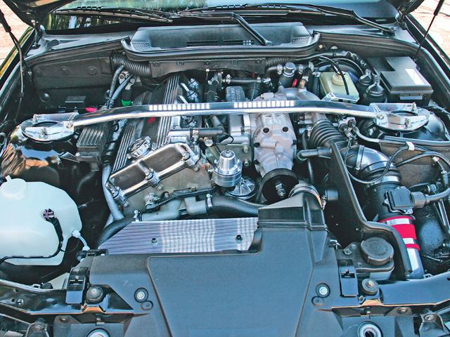 160_0608_et_10z+1995_BMW_318is+Underhood_Engine.jpg