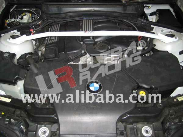 ULTRA_RACING_2_POINTS_FRONT_STRUT_BAR.jpg