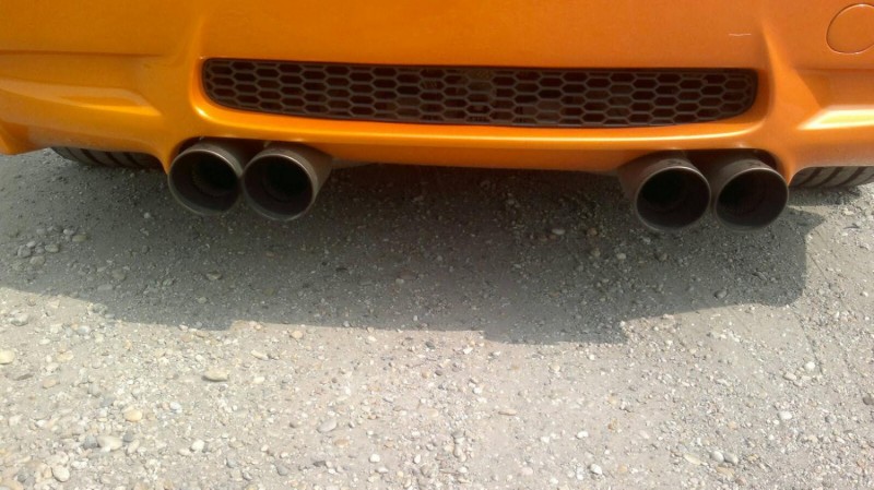 akrapovic.JPG