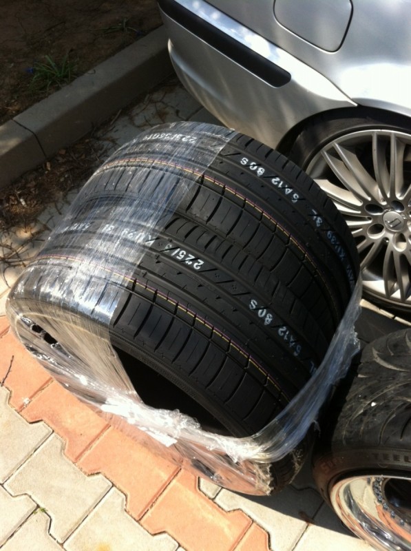 kumho ecsta.JPG