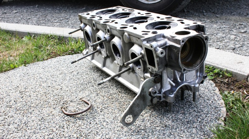 bmw8.jpg