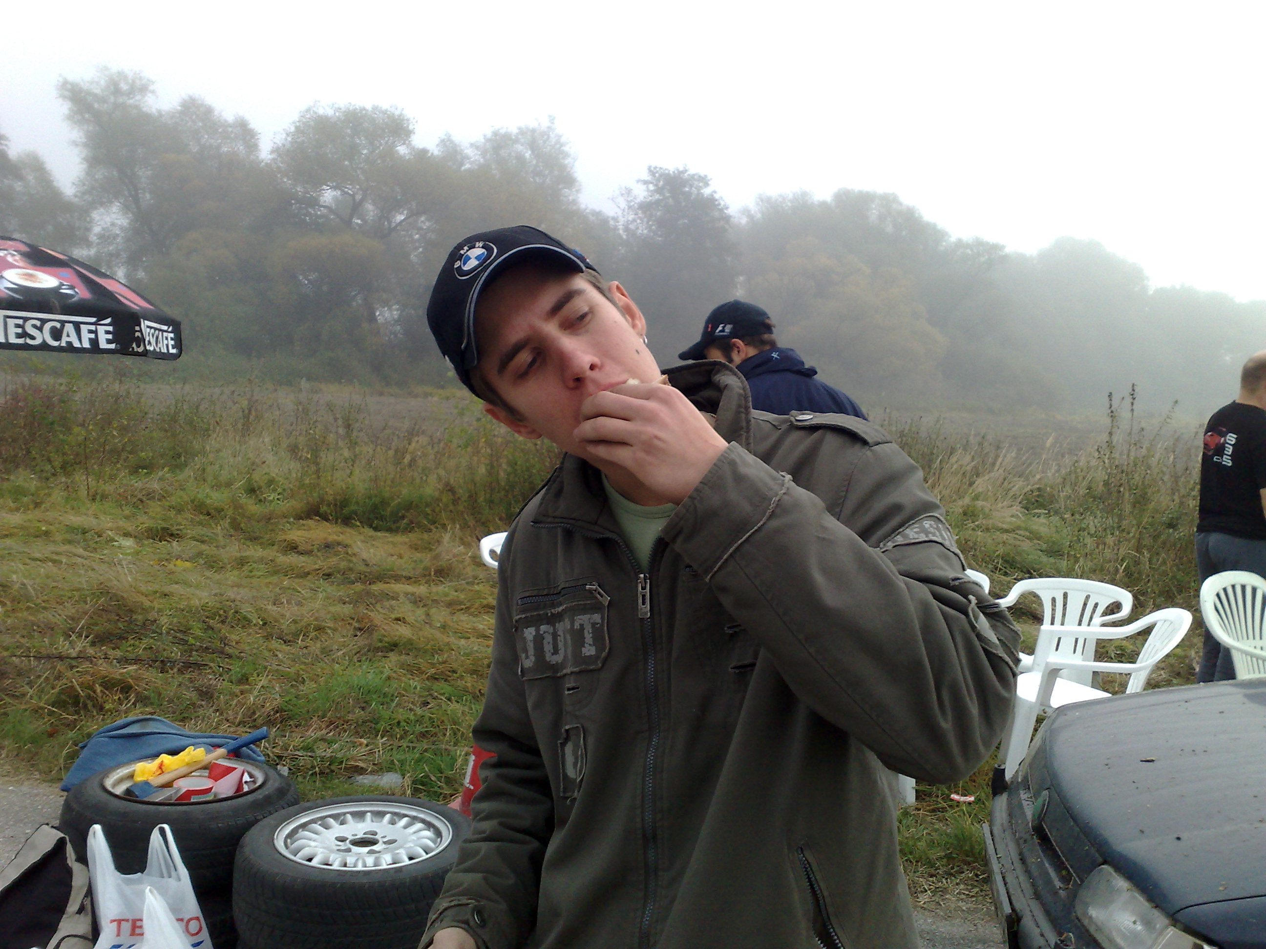 12102008383.jpg