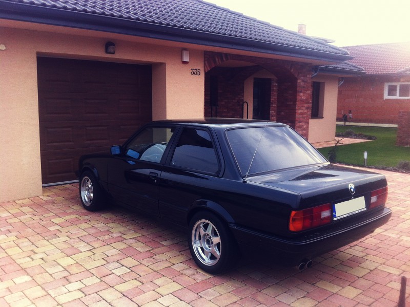 e3000.jpg