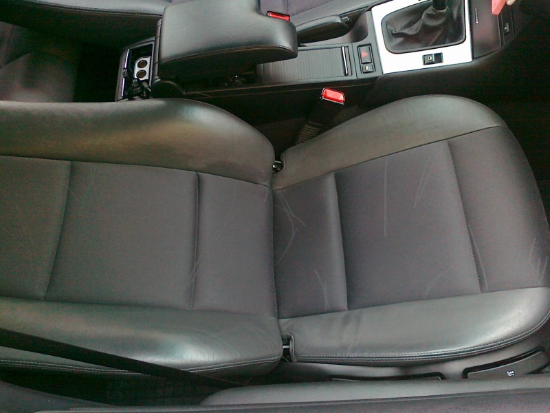 300520133083.jpg