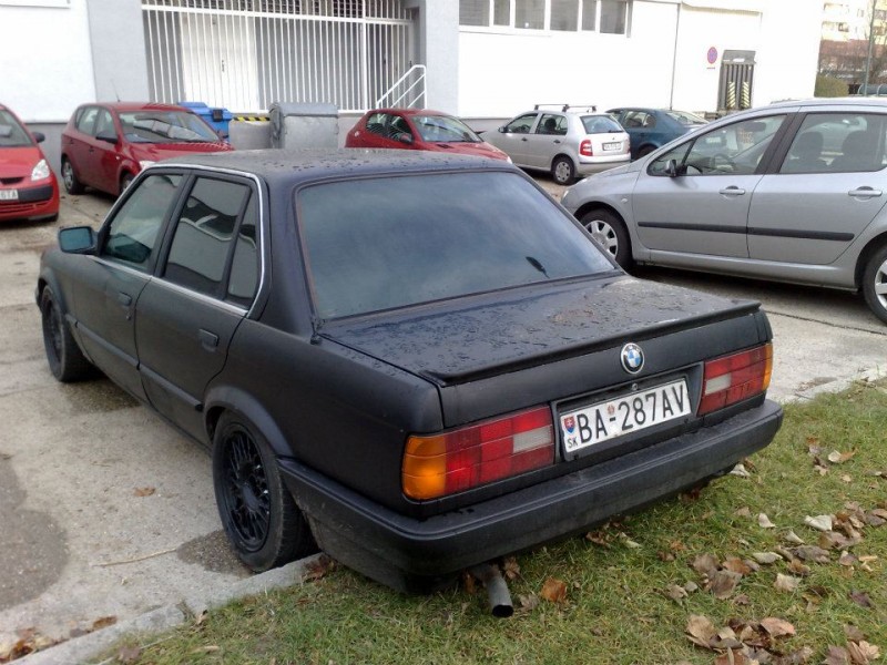 e30 1.jpg