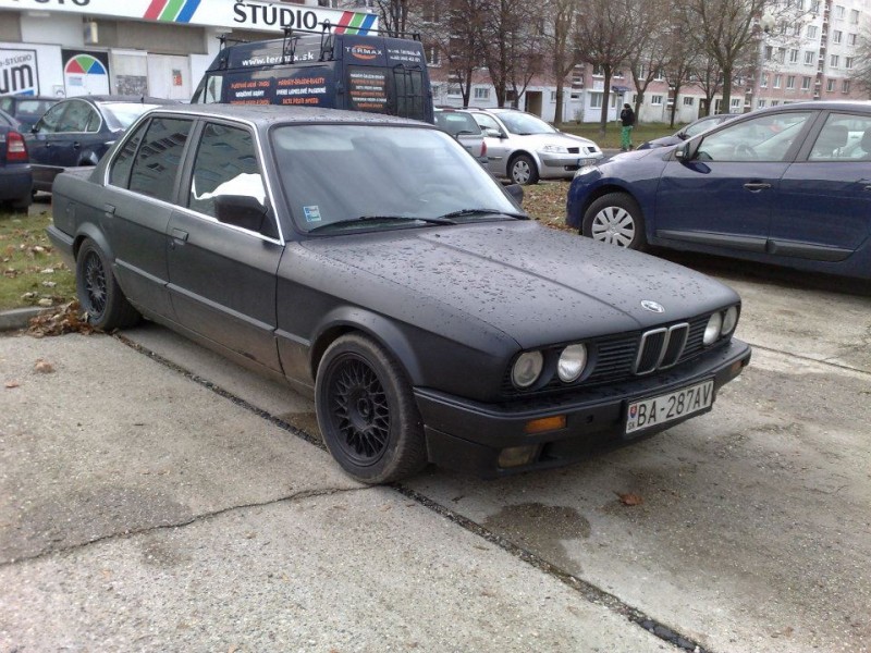 e30 2.jpg