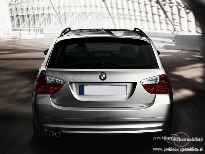 1326498646-bmw-3-e91-touring-318i-6889.jpg