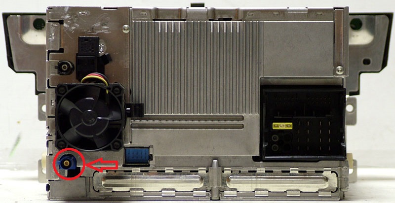 BMW_CCC-E60-Modul-1-CD_6583-6949171-01_PH1670_BMWMPL203-06_WA000410-_enl.jpg
