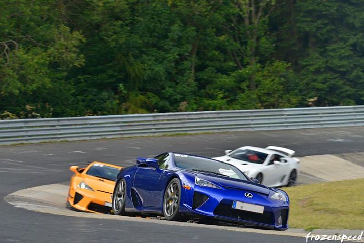 lexusy.jpg