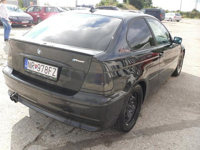 bmW.jpg