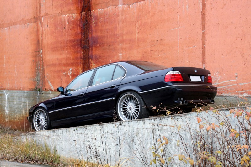 bmw_740ia_04.jpg