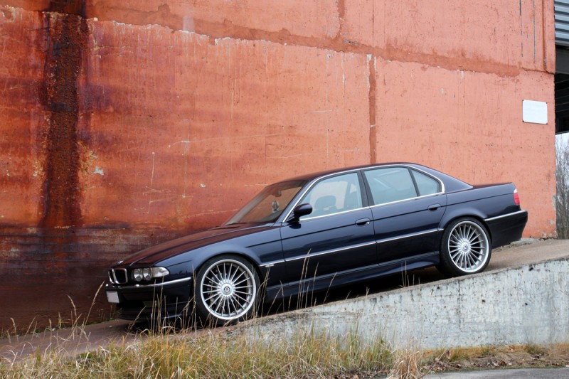 bmw_740ia_02.jpg