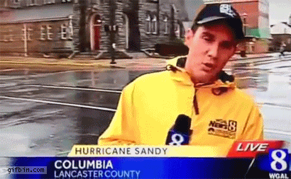 1351621120_hurricane_sandy_drifting.gif