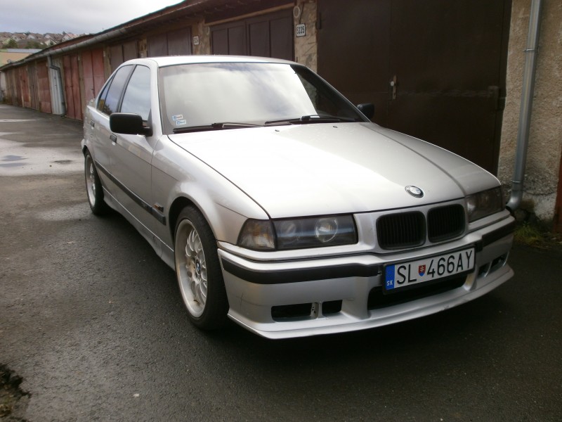 PB100004.JPG