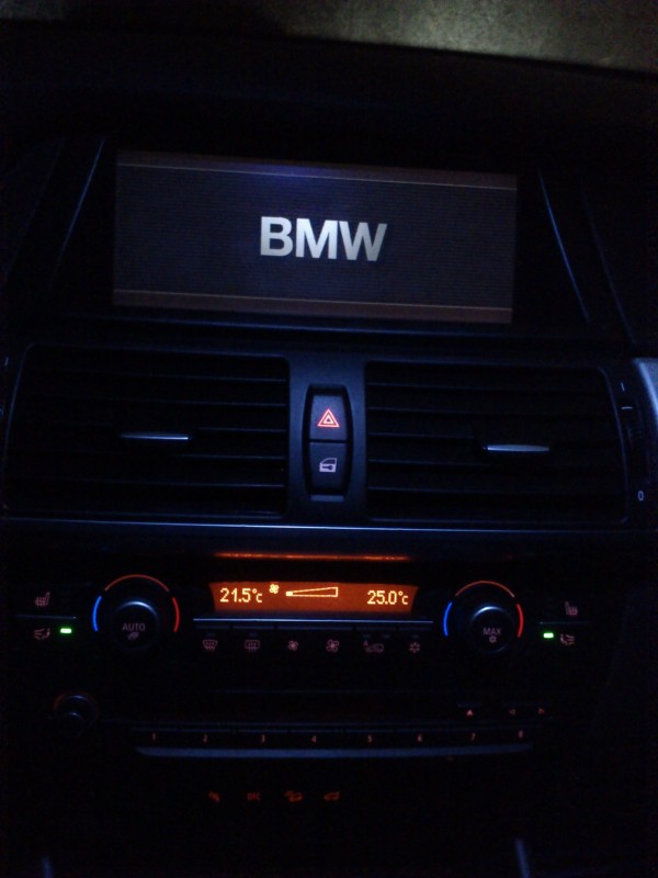 BMW radio.JPG