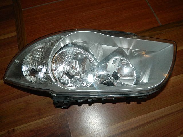 predne-svetla-bmw-e87-bmw-rad-1-2005974 (1).jpg