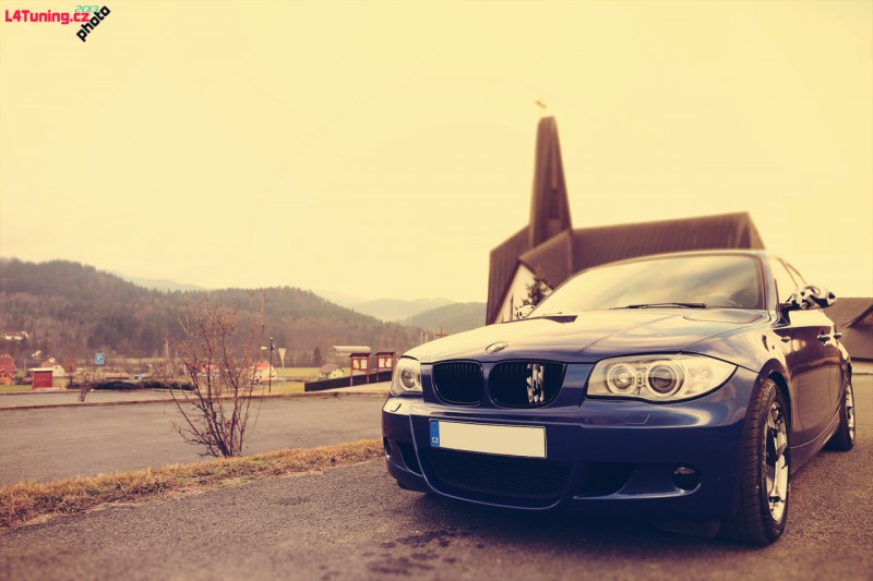 BMW2_small_1.jpg