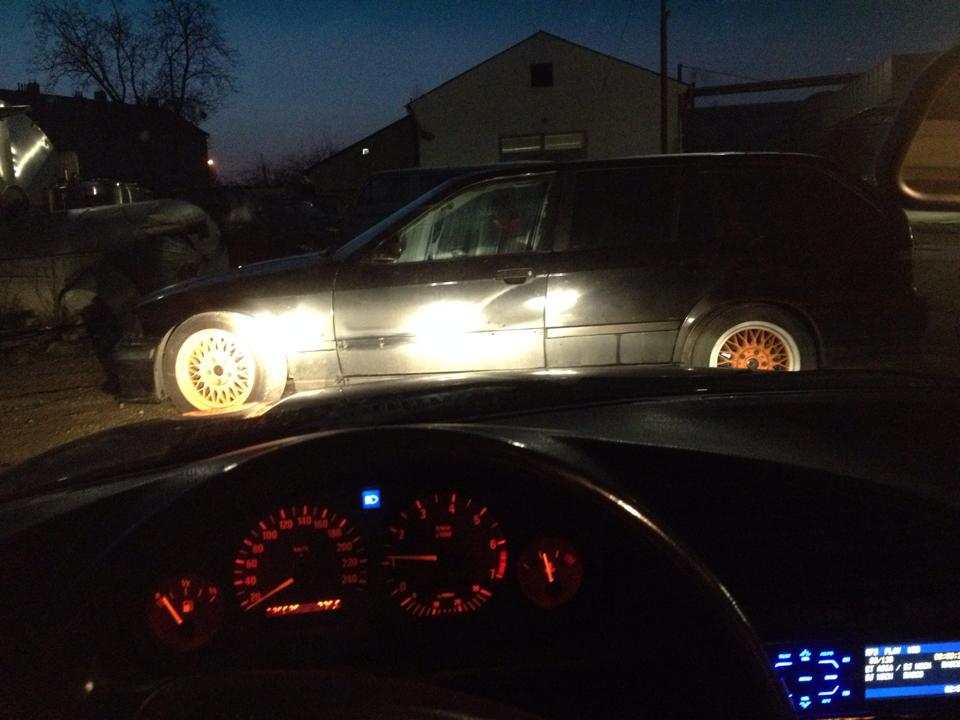 bmw dielna 4.jpg