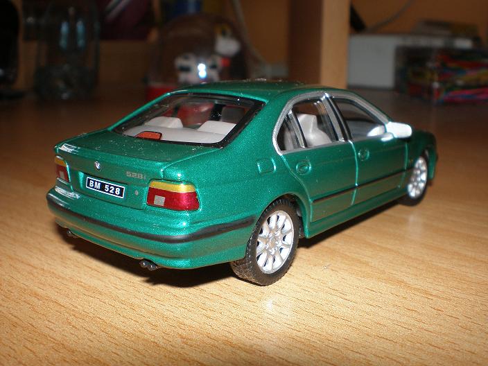 e39 model 1.JPG