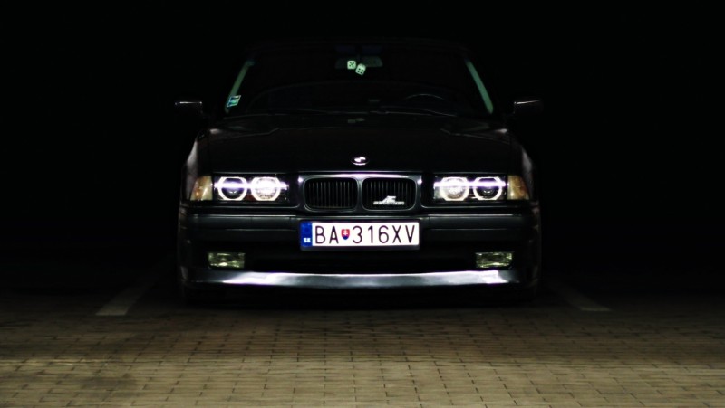 e36 black.jpg