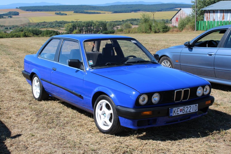 best bmw e30.jpg