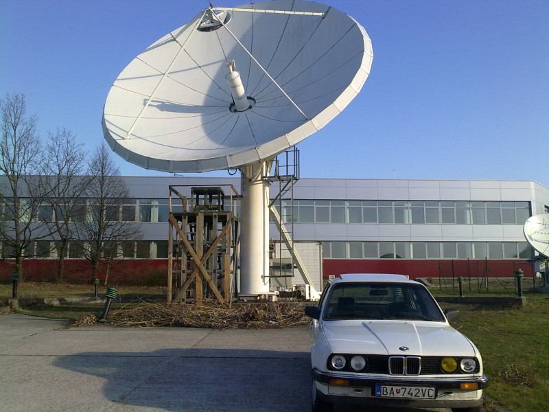 satelit1.jpg