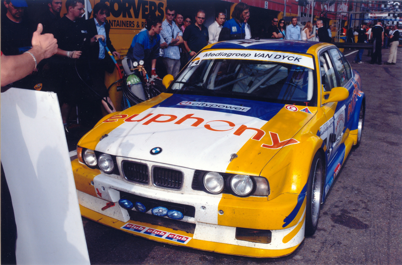 e34 racing4.jpg