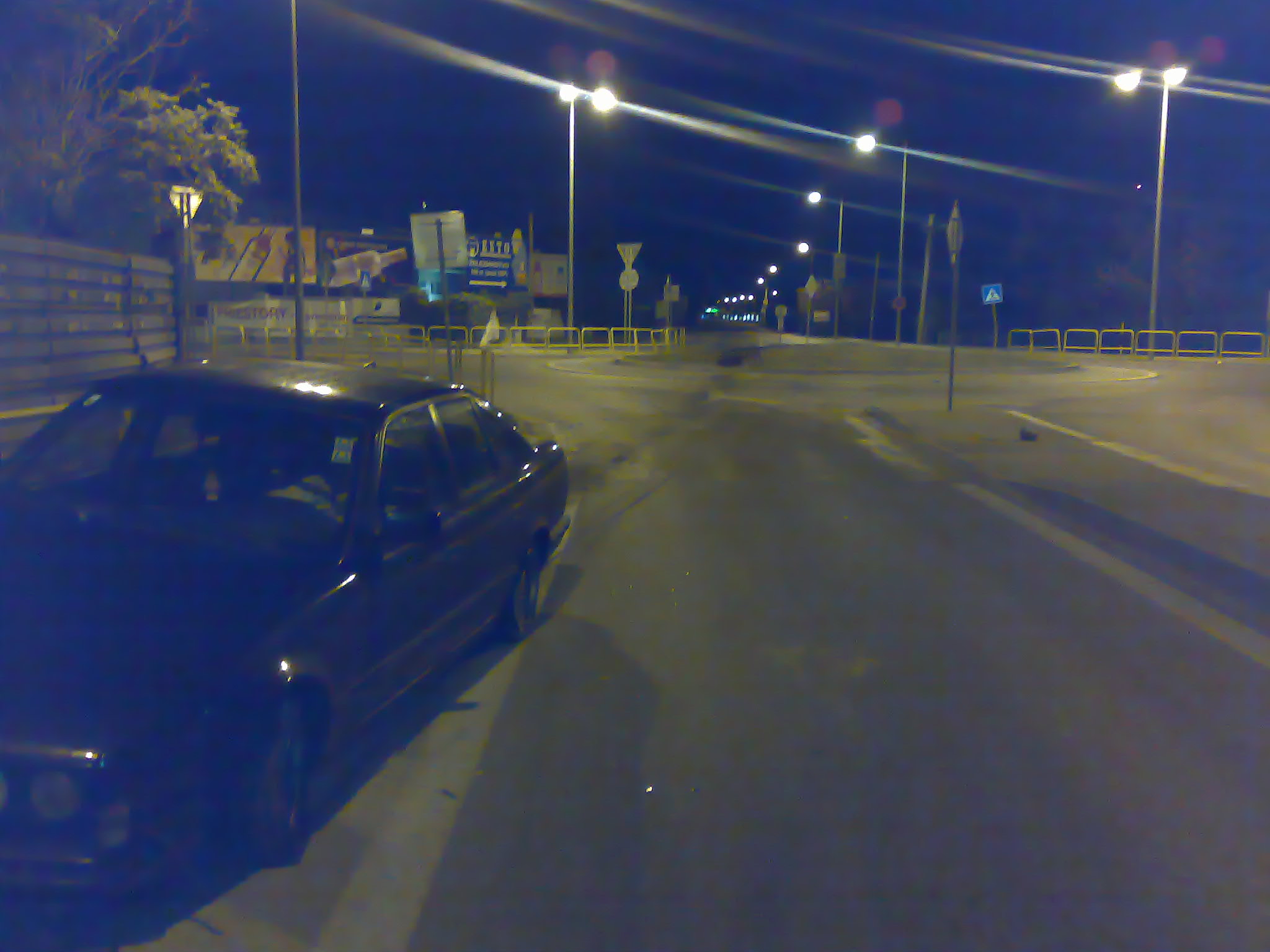 21102007349.jpg