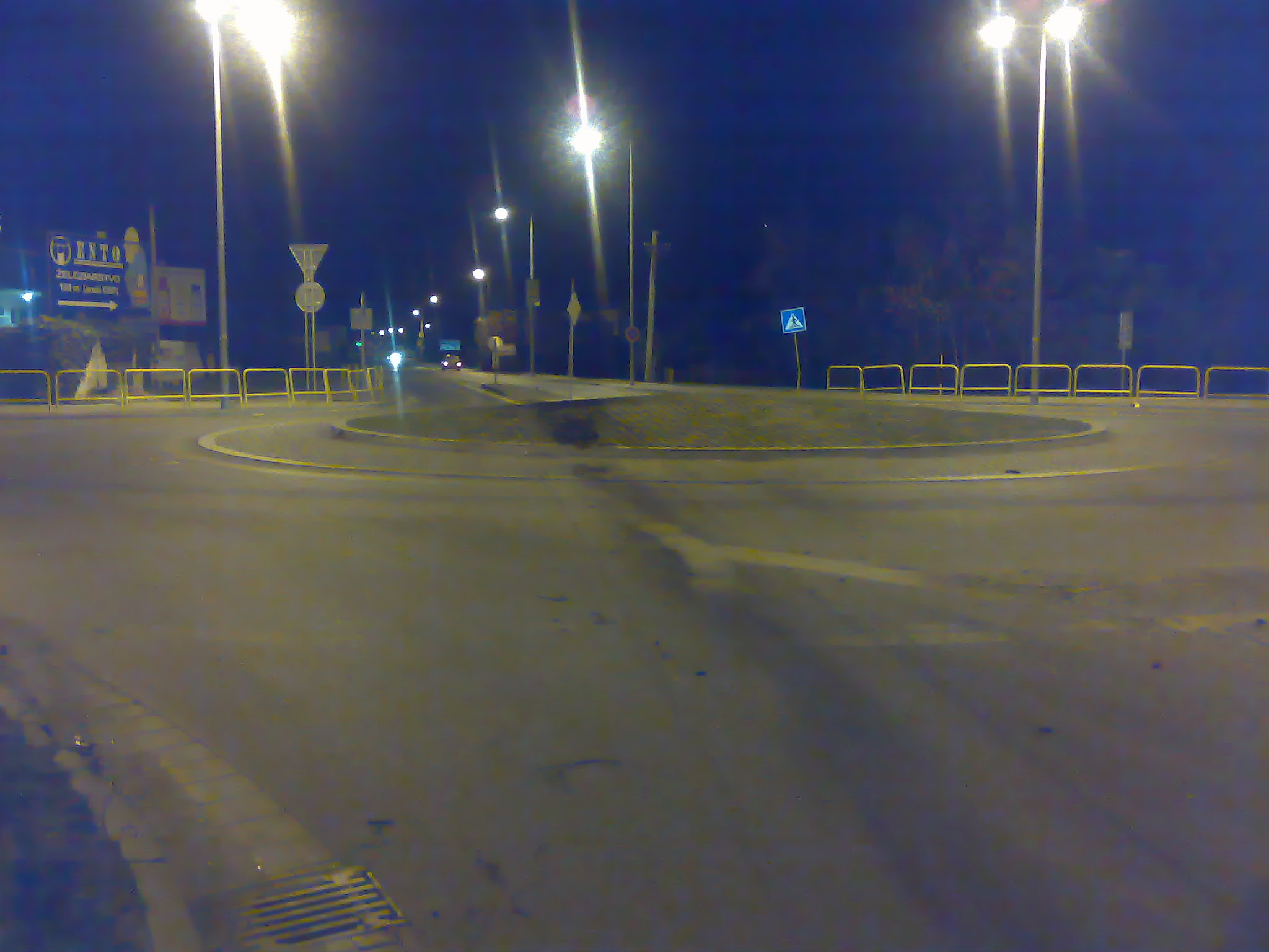 21102007341.jpg