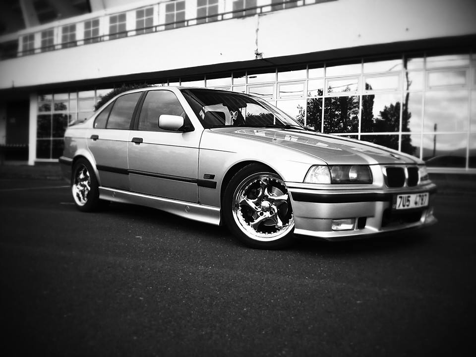 BMW.jpg