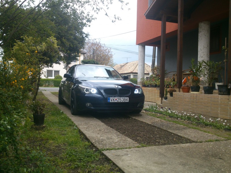 BMW 3.jpg