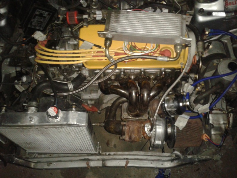 Crx motor civic.jpg (1.3 MiB) 2679 zobrazení Crx motor civic.jpg