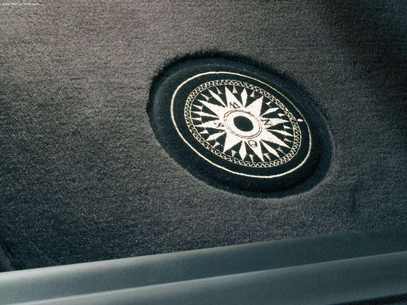BMW-760Li_Yachtline_Concept_2002_800x600_wallpaper_0a.jpg