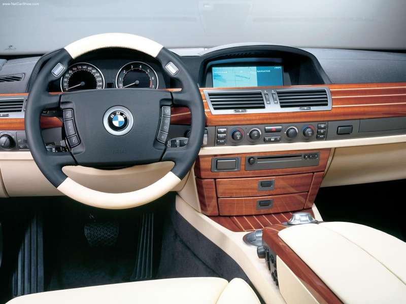 BMW-760Li_Yachtline_Concept_2002_800x600_wallpaper_05.jpg