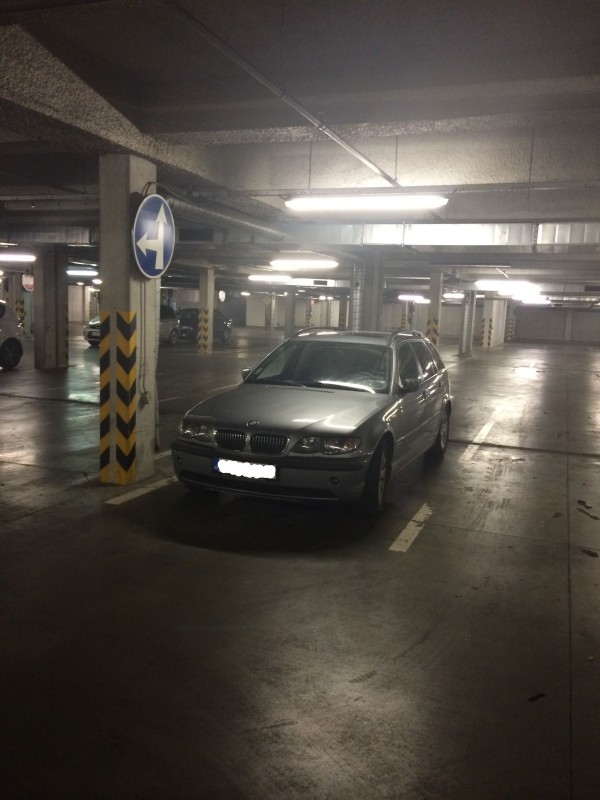 v garage.JPG