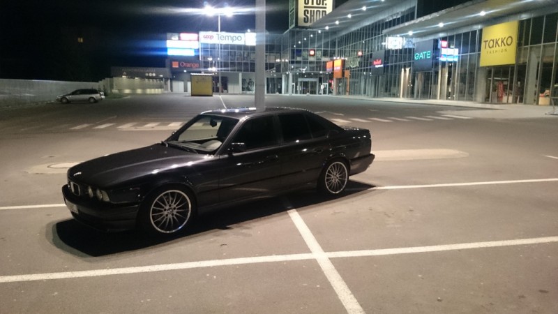bmw4.jpg