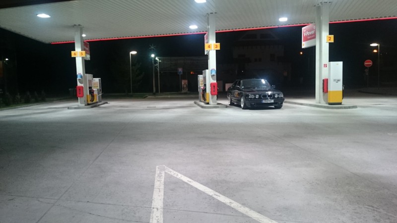bmw3.jpg