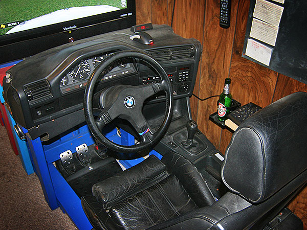bmw-e30_driving-simulator_cockpit.jpg