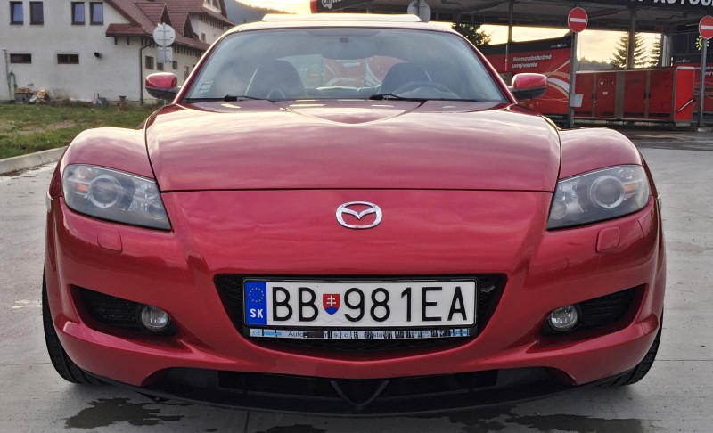 MAZDA.jpg