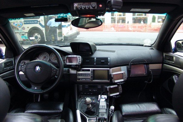 m5 polizei kokpit.jpg