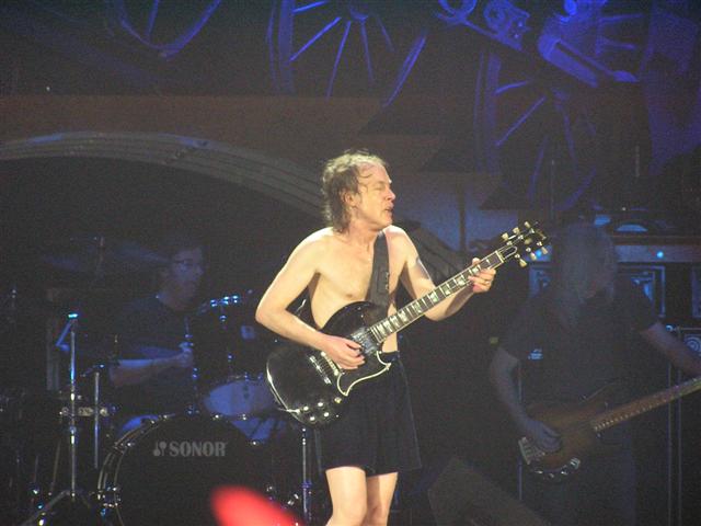 P1010062 (Small).JPG