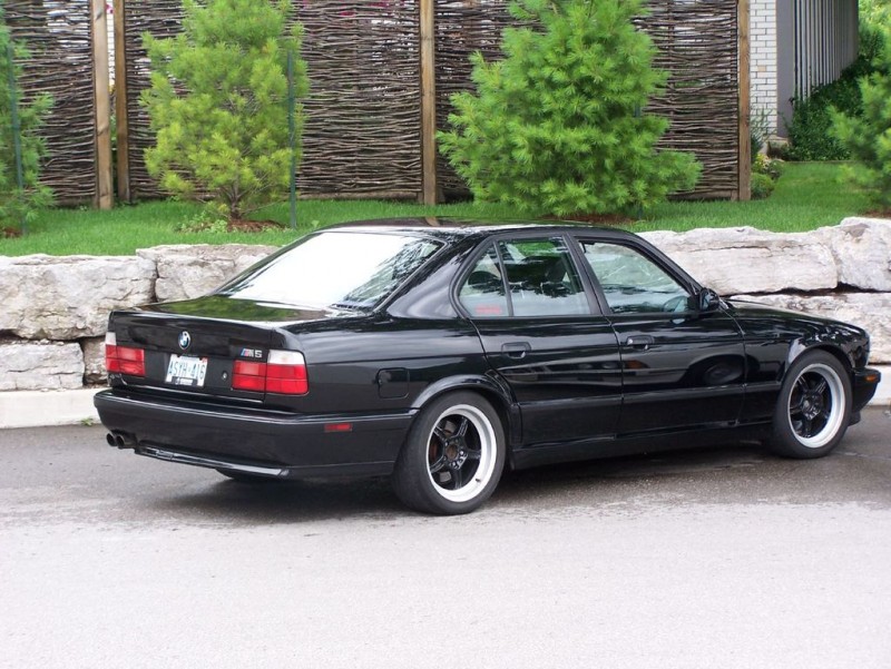 BMW_e34_17.jpg