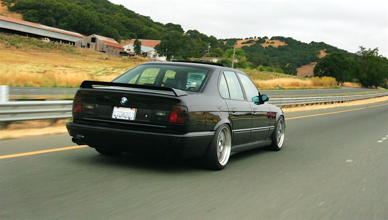BMW_e34_29.jpg