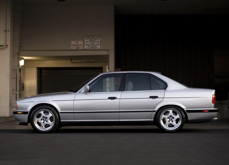 autowpru_bmw_m5_sedan_58.jpg