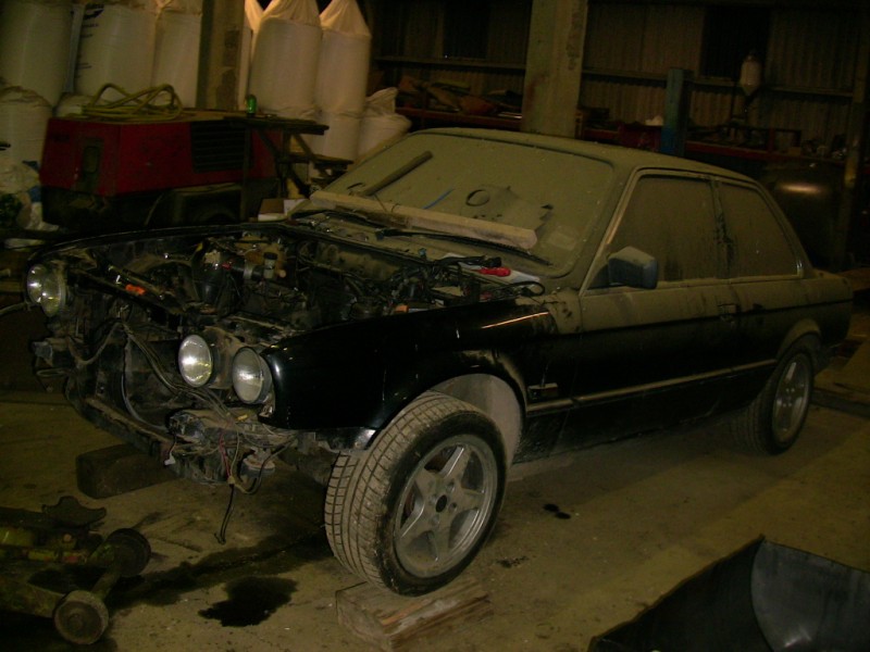 e30vmengine2004.jpg